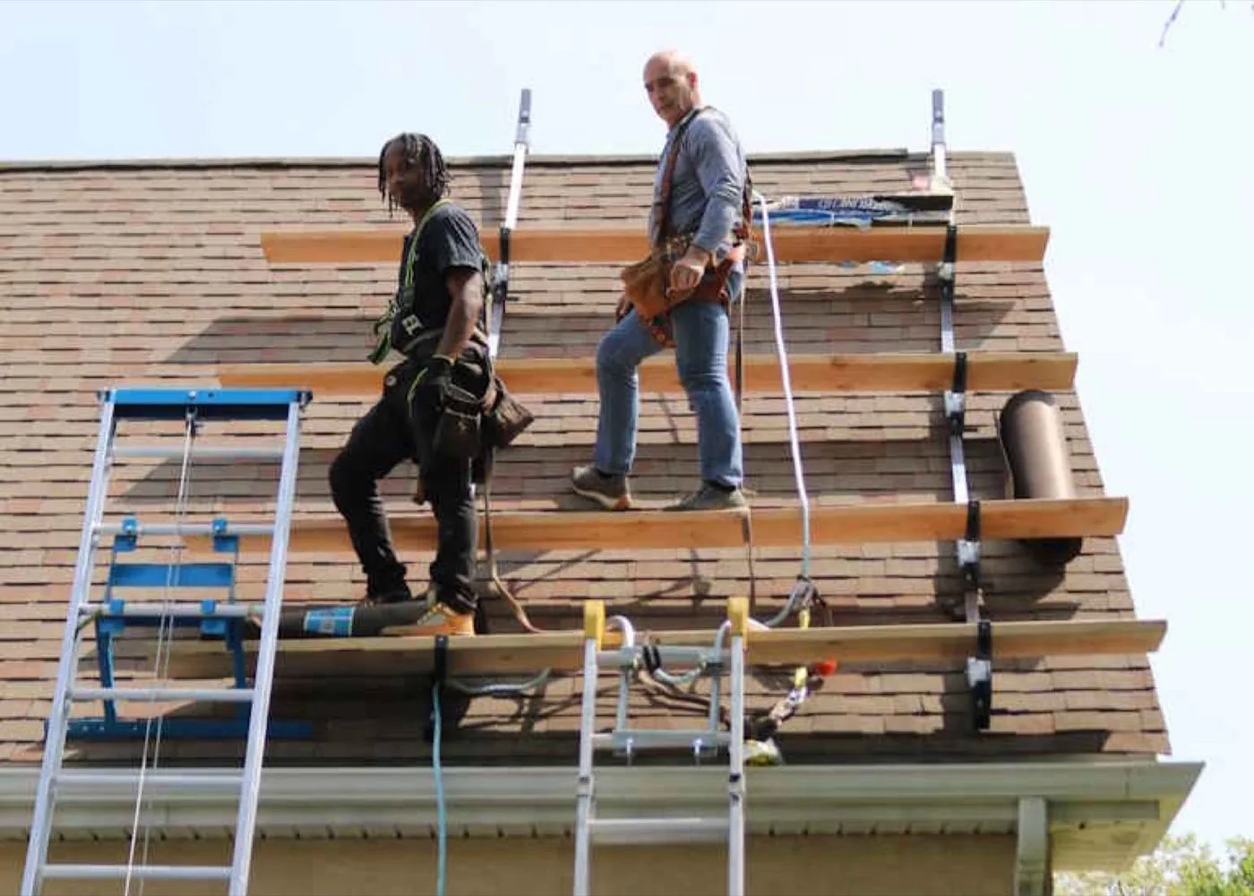 Completed roofing project by W Contracting Inc.